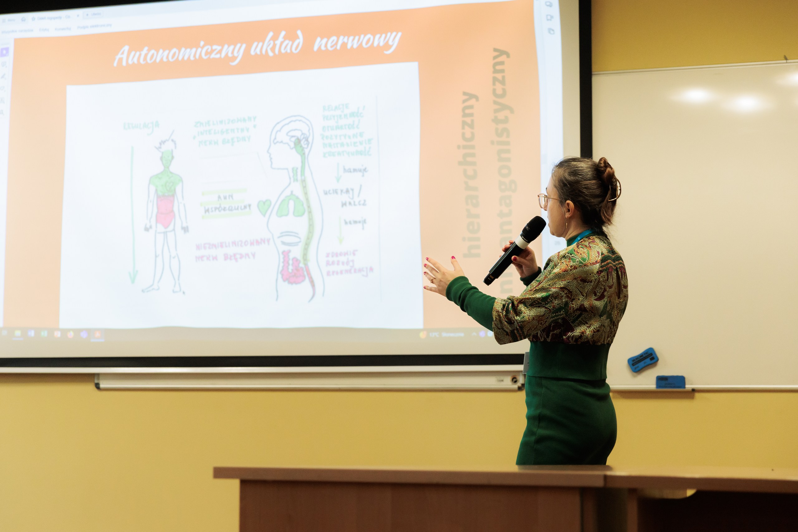 Wykładowca dr G. Dtagun